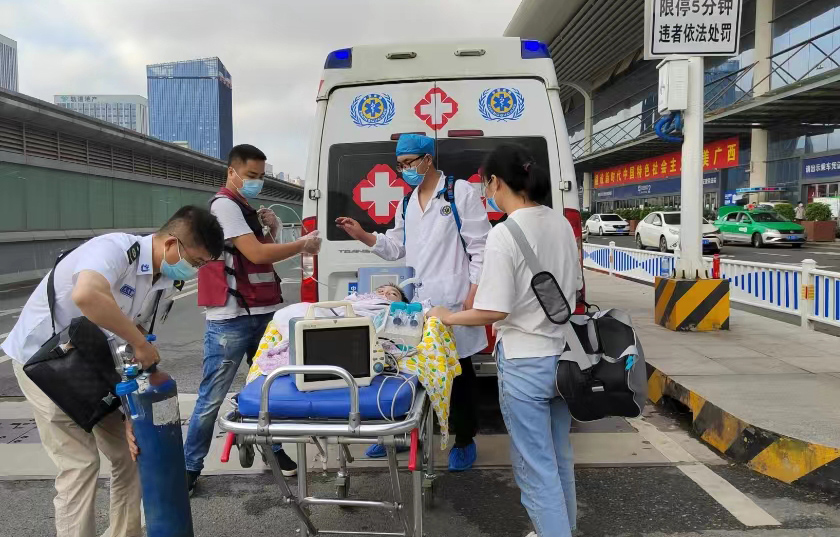 旬邑县救护车出租公司